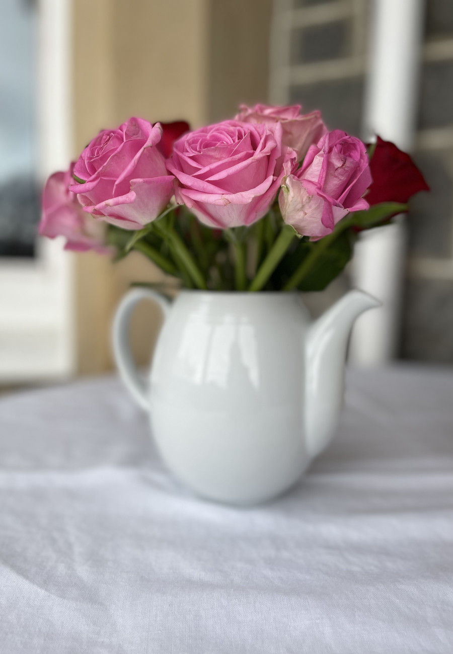 Flower teapot display